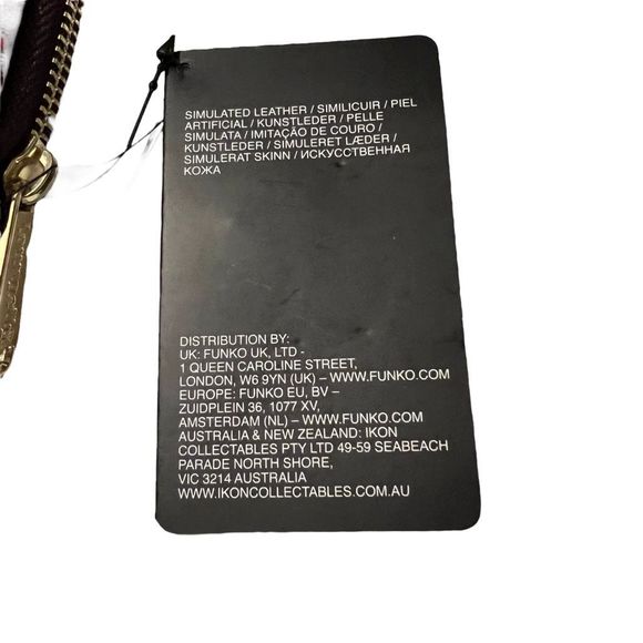 Loungefly Disney Hocus Pocus I Smell Children Wallet Zip Around Cosplay Funko - Picture 8 of 10